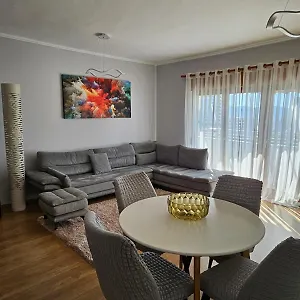 https://apt-sky-dwelling.hotels-in-tirana.com
